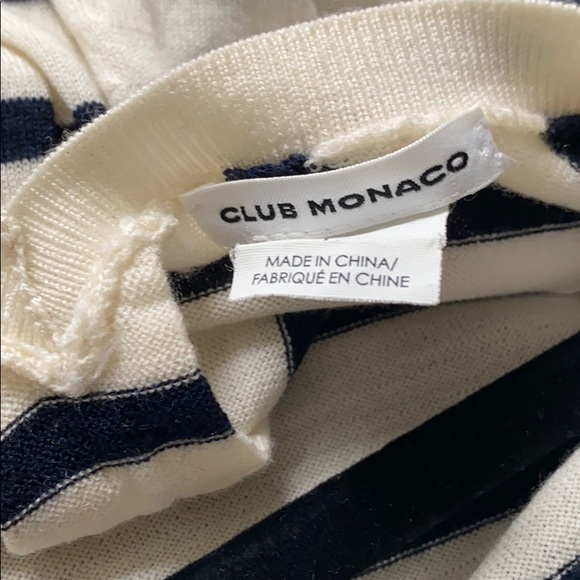 Club Monaco 100% Wool Ling Sleeve Sweater - Picture 4 of 5